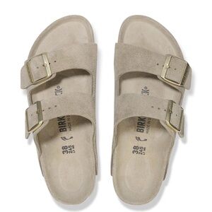 Birkenstock Arizona sandal. New! European size 38. Color taube not tan. Taube!